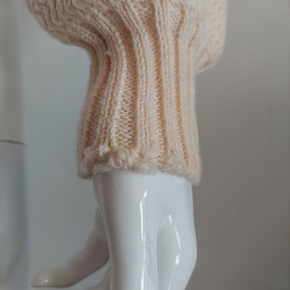 Alaía Knitted Wool Cropped Top Sweater - Picture 12 of 13